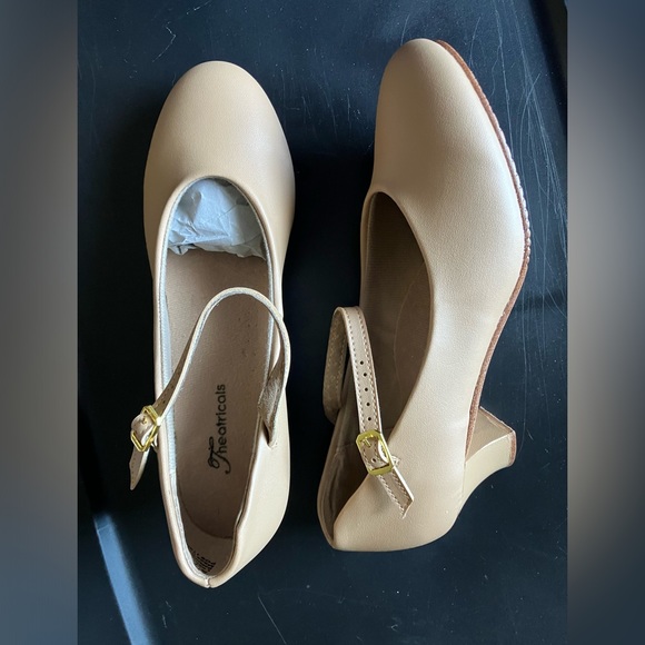 Theatricals Footwear Character Shoes - Tan - Picture 1 of 5